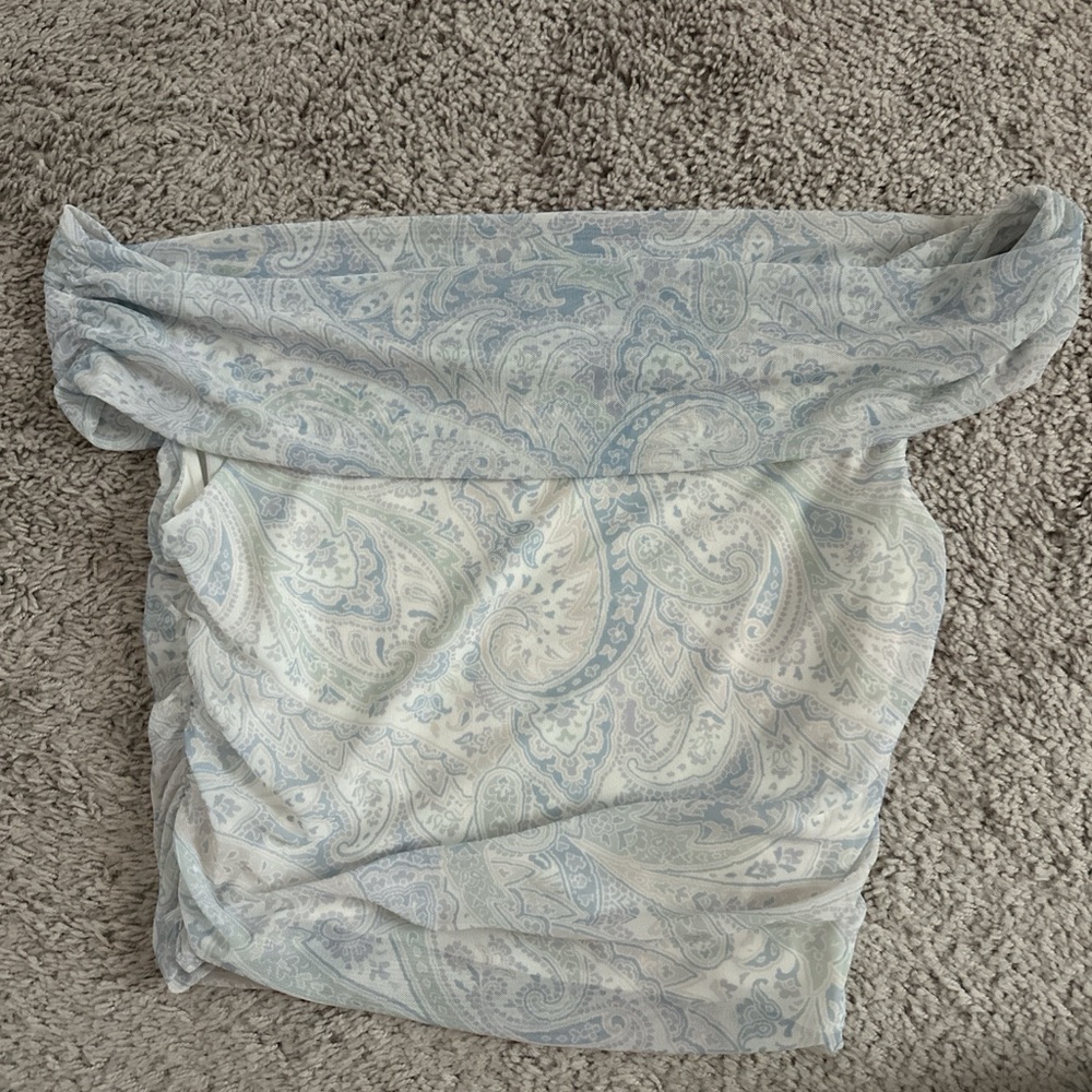 Hollister Blue and White Paisley Tank Top